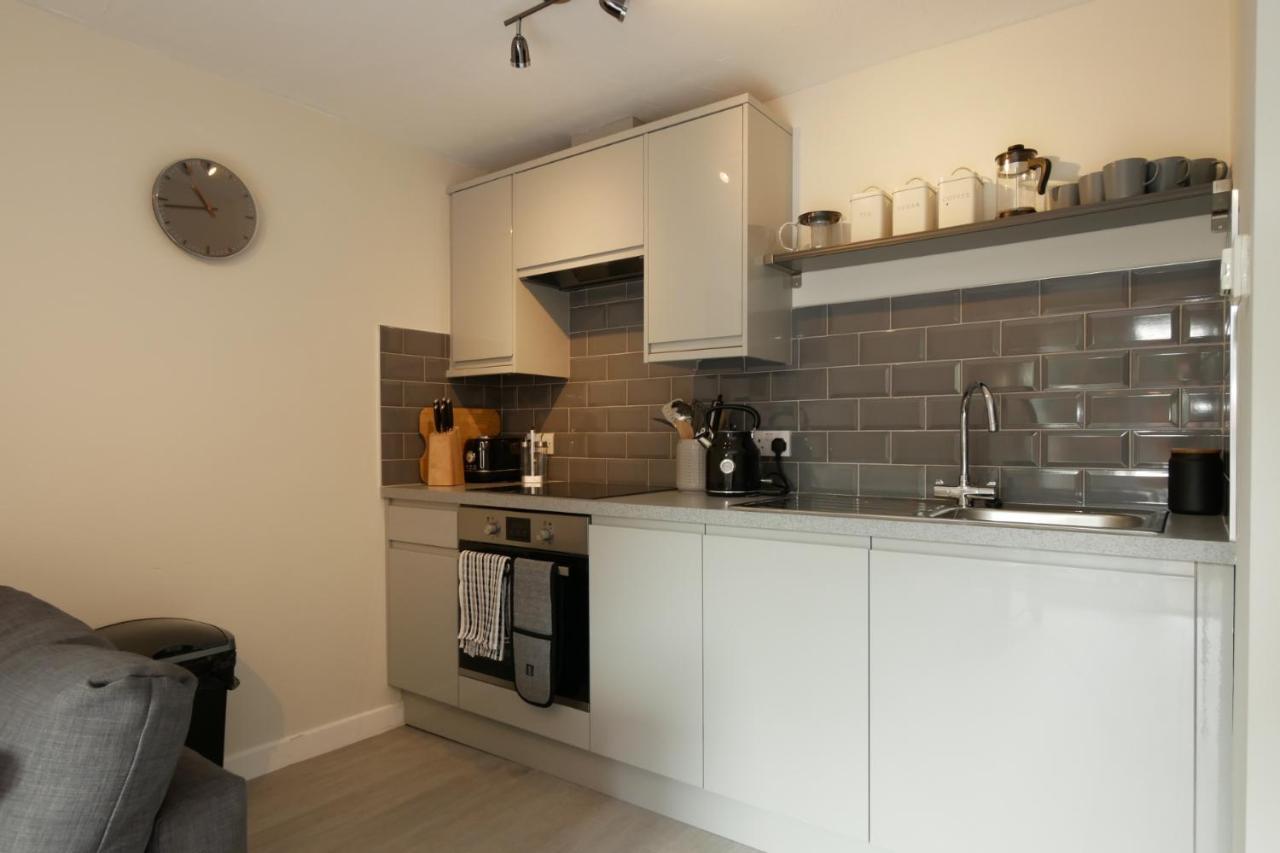 شقة Crewe Short Lets 8 Victoria Court, كرو المظهر الخارجي الصورة